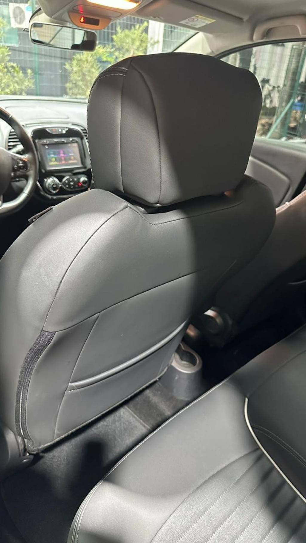 Renault Captur 2.0 intense flex aut. 16v    2018