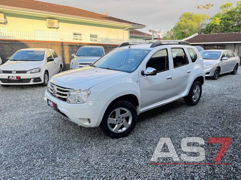 Renault Duster 20 D 4X2A    2013