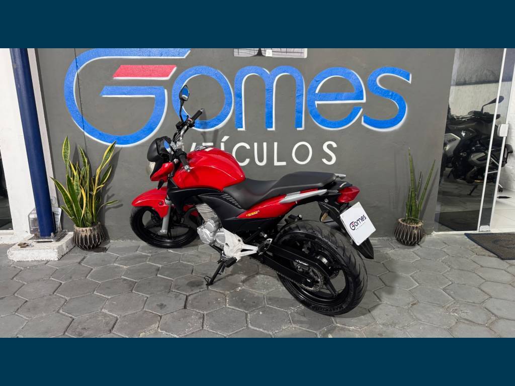 Honda CB     2012