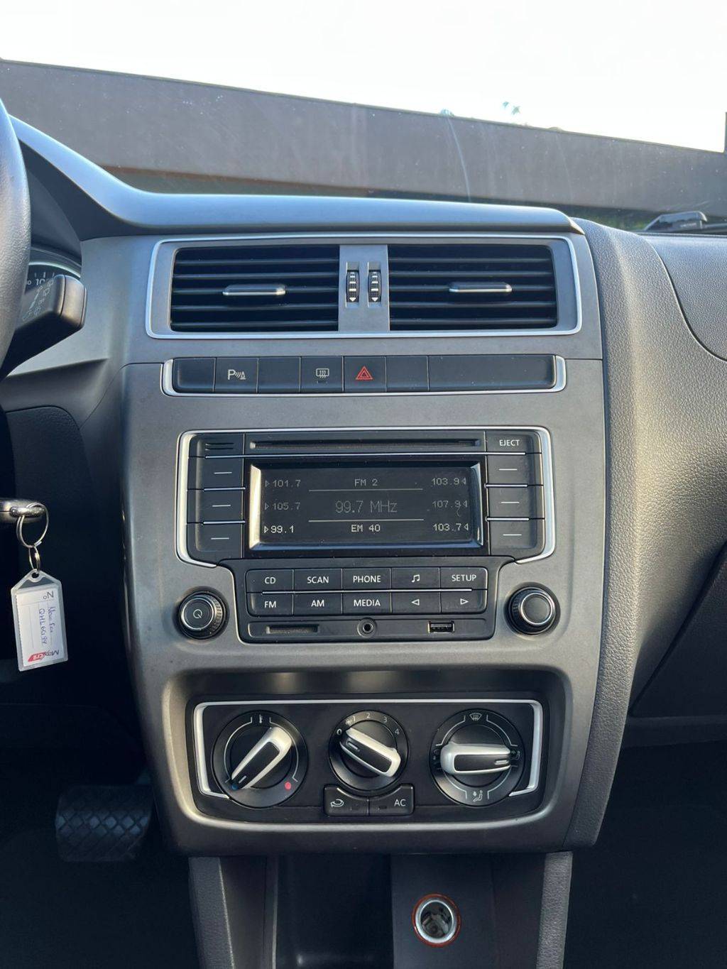 Volkswagen Fox Comfortline i motion 1.6 flex 8v 5p    2016