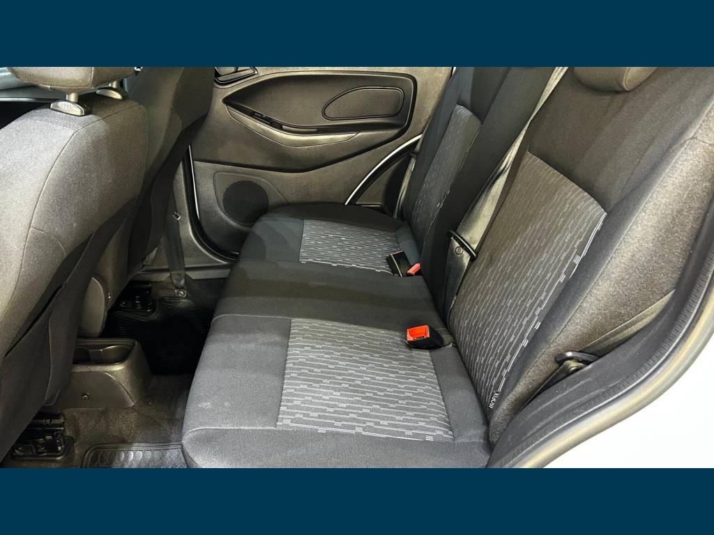 Ford KA     2020