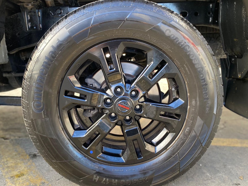 Nissan Frontier Prox4    2023
