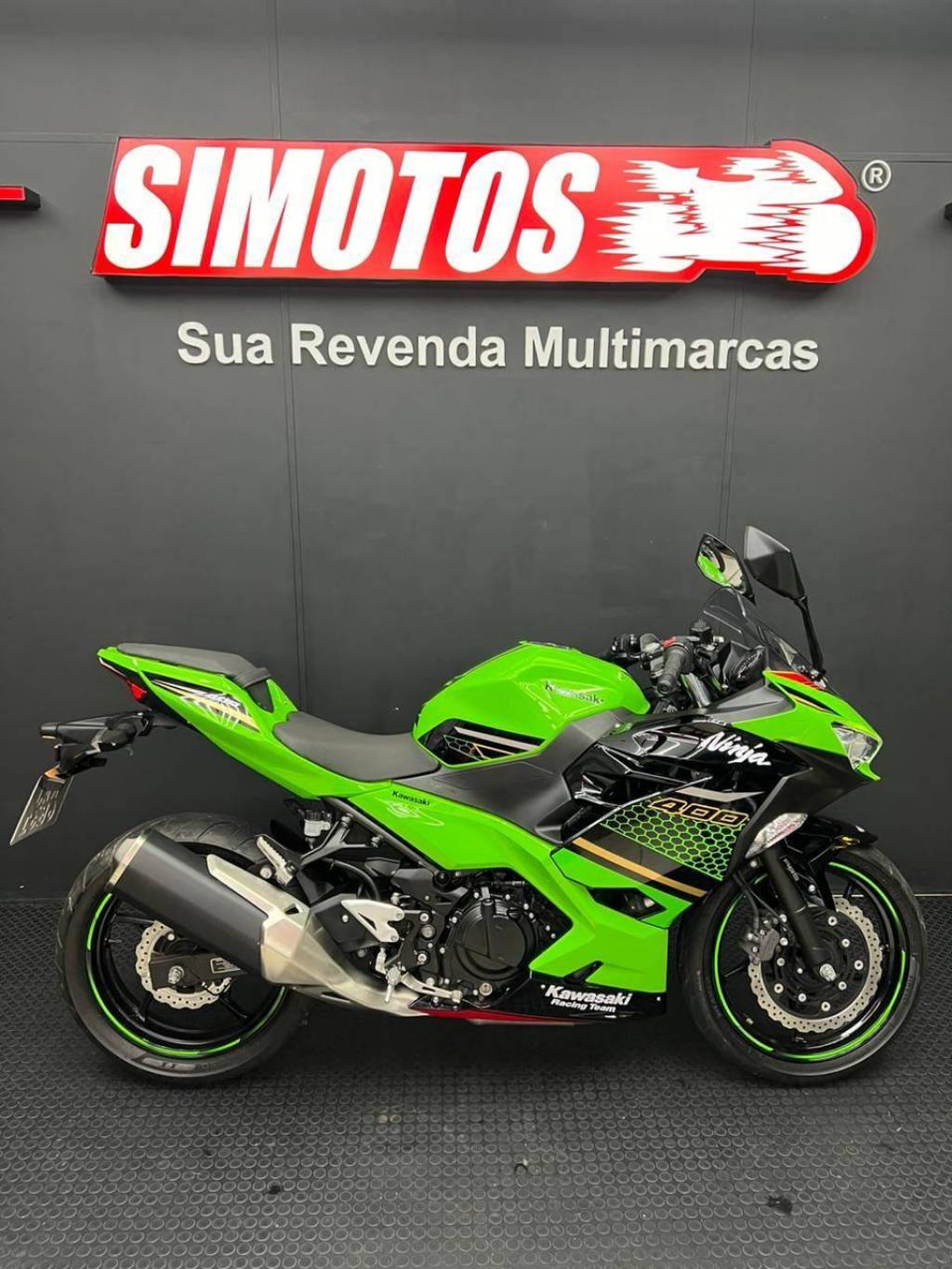 Kawasaki Ninja 400 KRT    2020