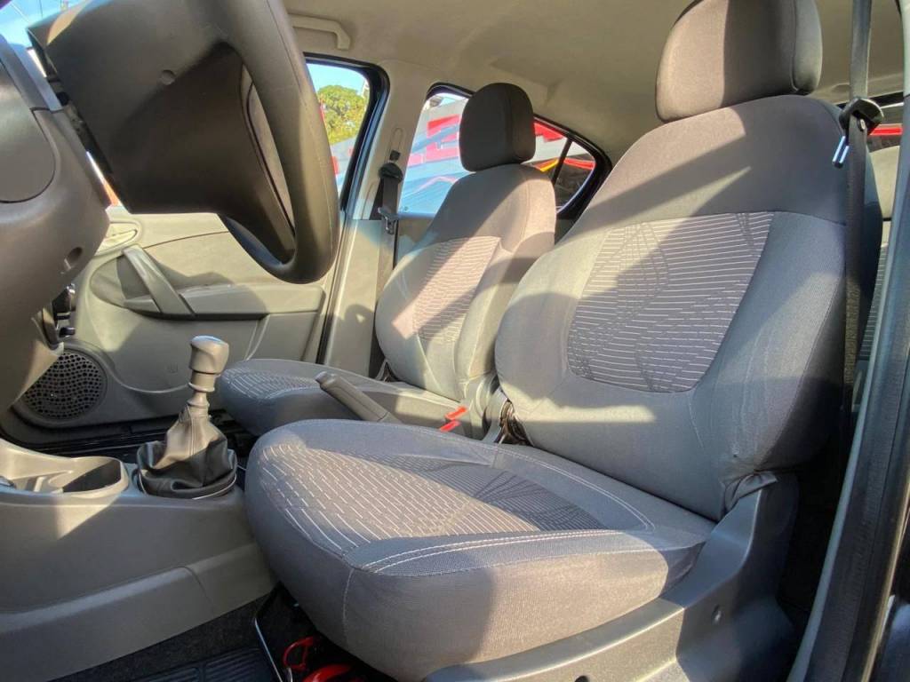 Fiat Palio /  attract 1.0    2013