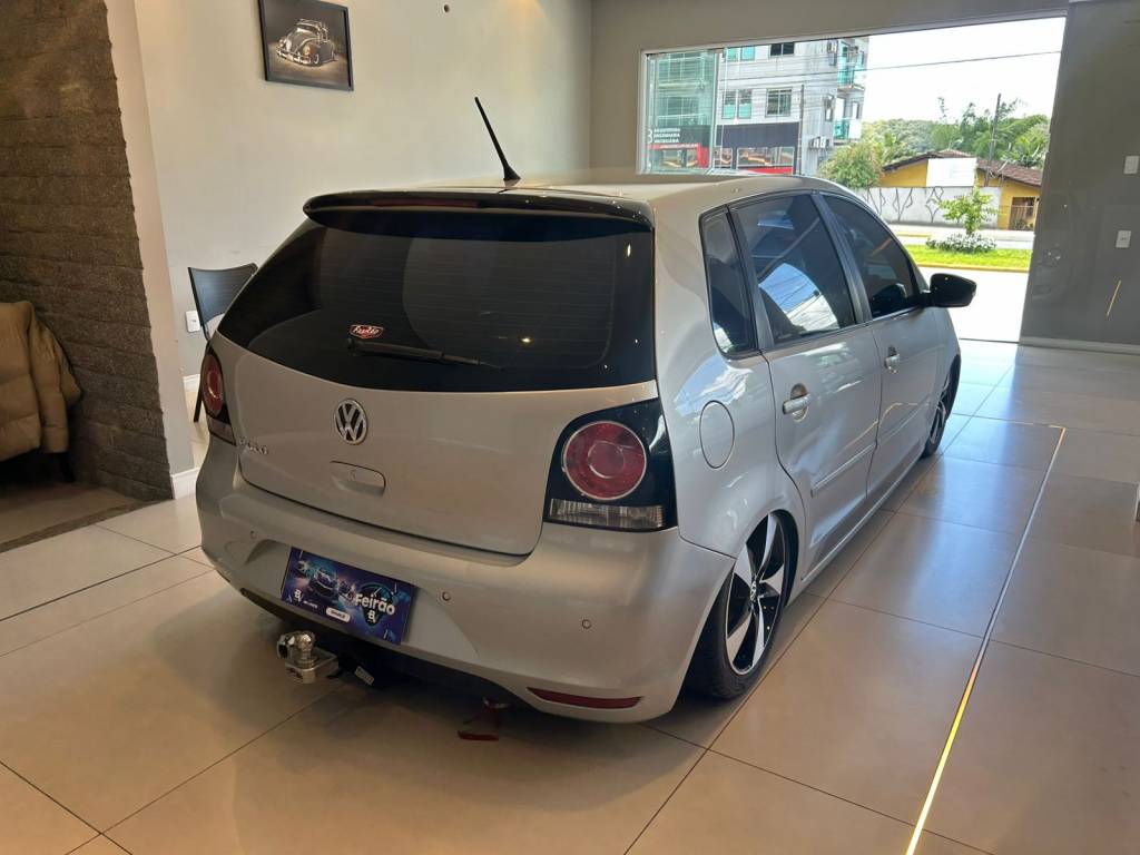 Volkswagen Polo 1.6 sportline mi total flex 8v    2014