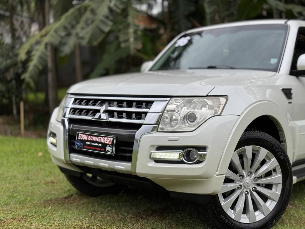 Mitsubishi Pajero I/MMC  HPE 3.2 D    2016
