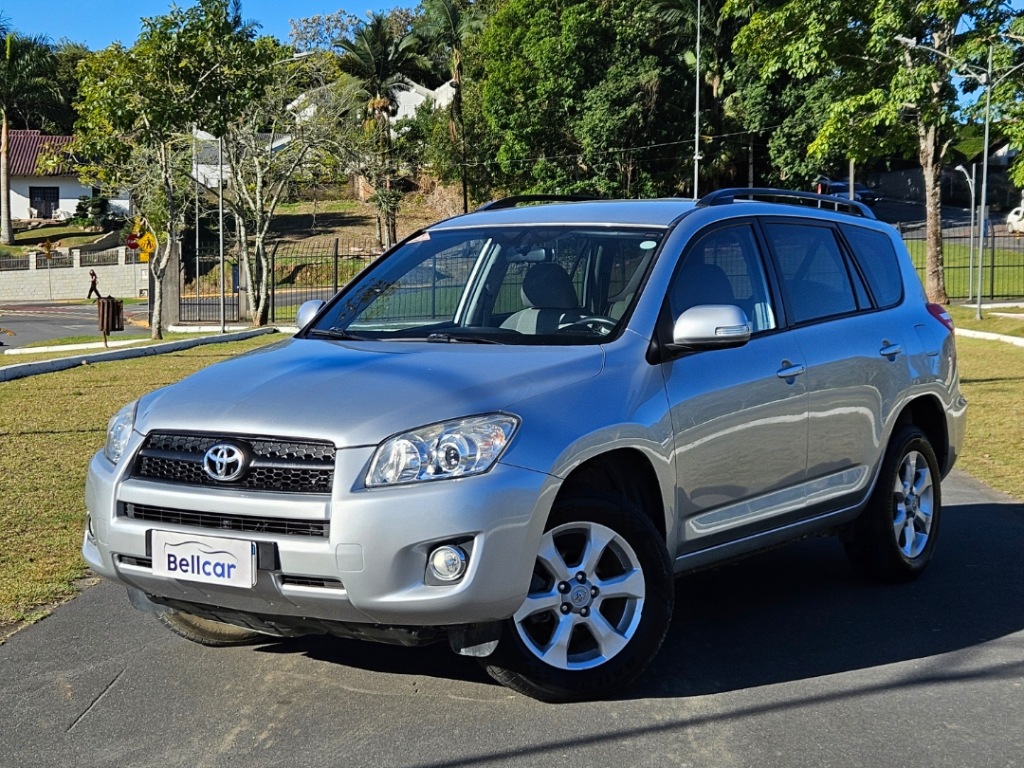 Toyota RAV-4 2.4 4X2    2011