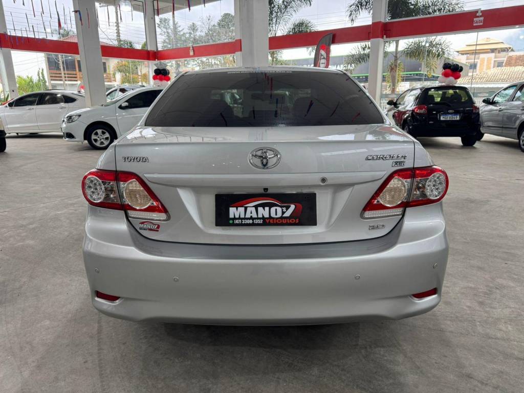 Toyota Corolla XEi 2.0 Flex 16V Aut.    2012