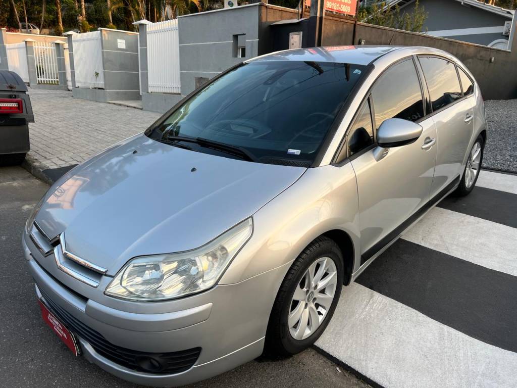 Citroën C4 2.0 16V    2012