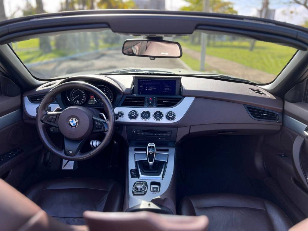 BMW Z4 2.0 sdrive roadster    2013