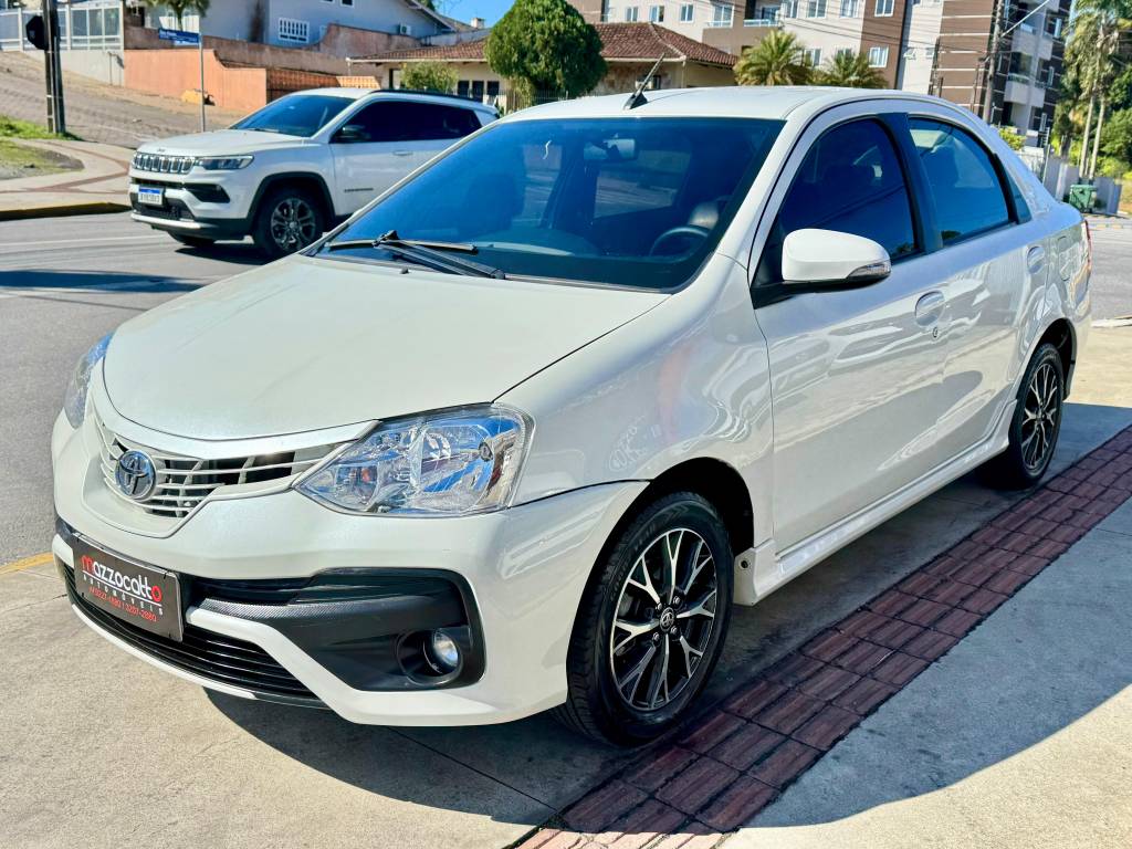 Toyota Etios 1.5 16v    2017