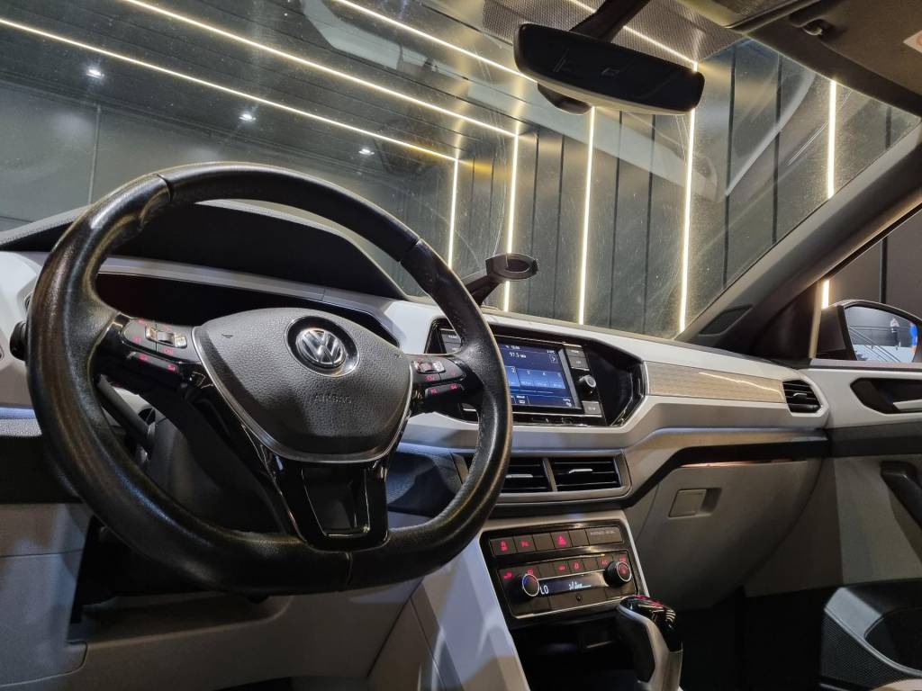 Volkswagen T-Cross Highline 250 tsi 1.4 flex 16v 5p automático.    2020