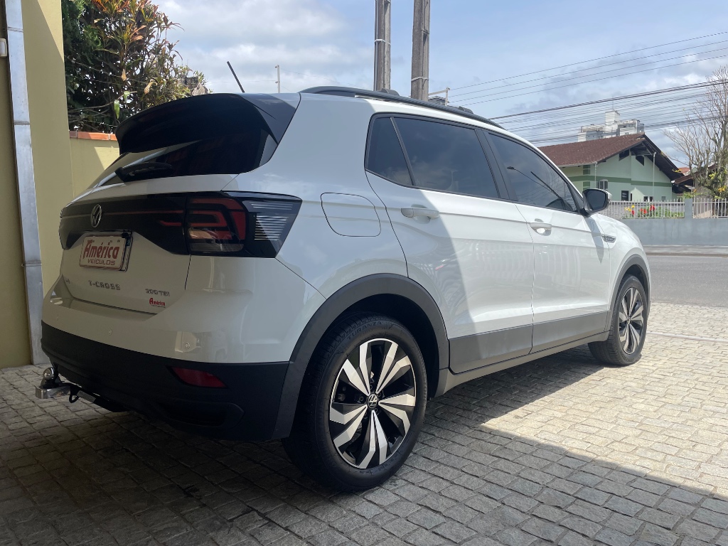 Volkswagen T-Cross Sense 200 tsi    2022
