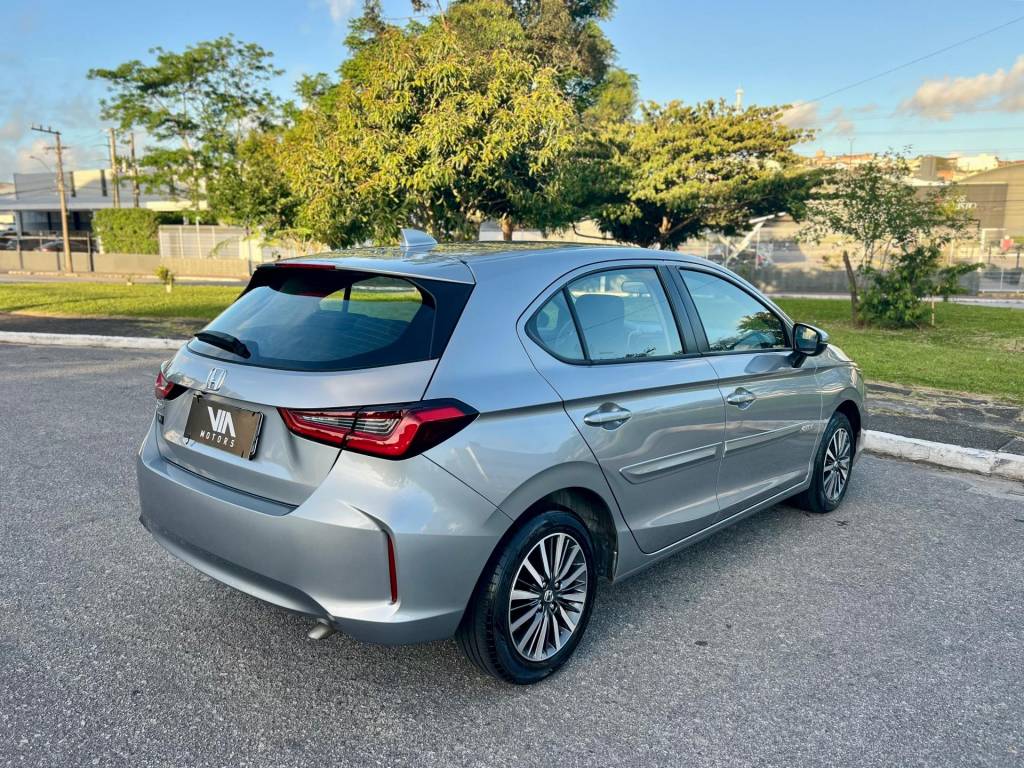 Honda Civic Hatch 1.5 automÁtico    2024