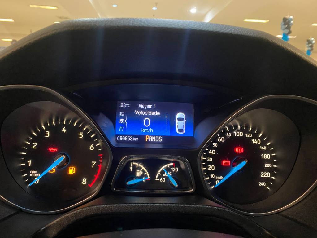 Ford Focus 2.0 titatita plus flex aut. 12v    2016