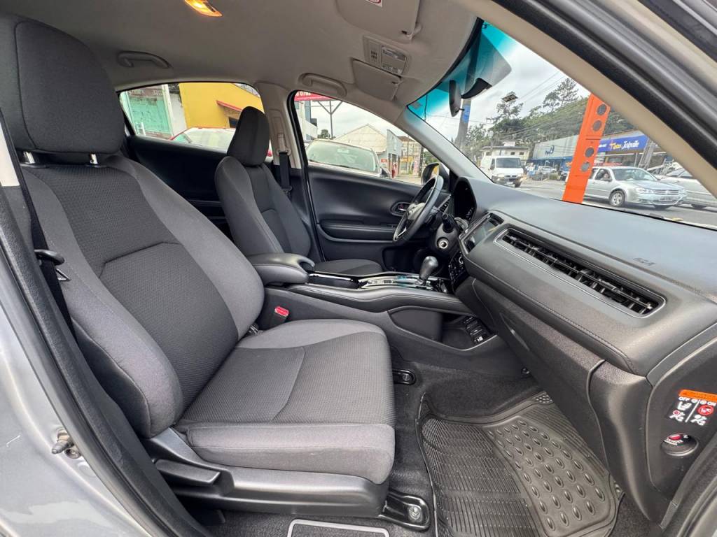 Honda HR-V 1.8    2021