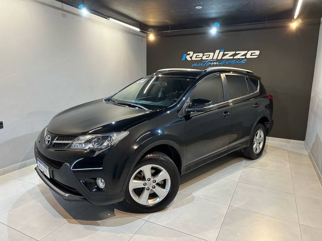 Toyota RAV-4 2.0    2014