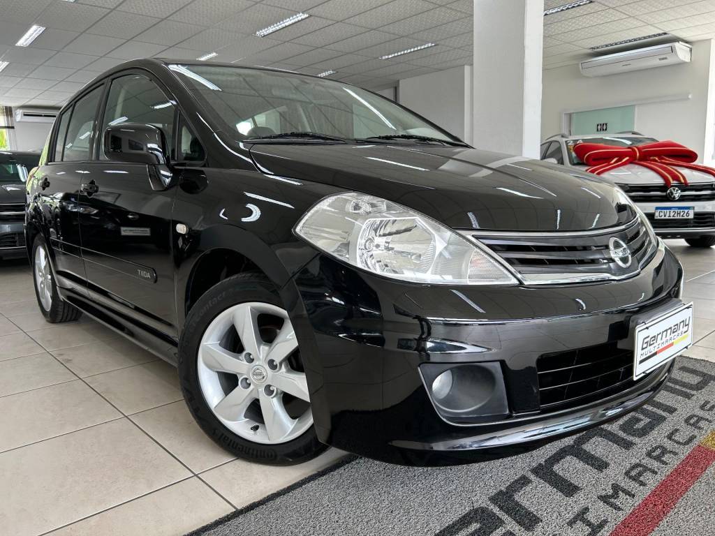 Nissan Tiida SL 1.8/1.8 Flex 16V  Mec.    2012