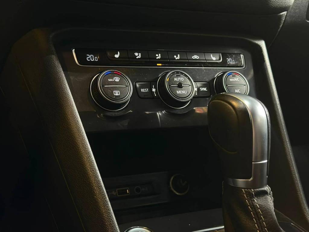 Volkswagen Tiguan Allspac r-line 350 tsi 2.0 4x4    2019