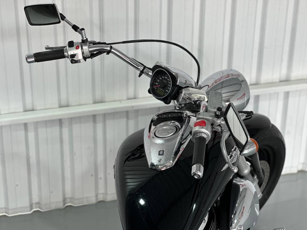 Suzuki Boulevard M800    2009