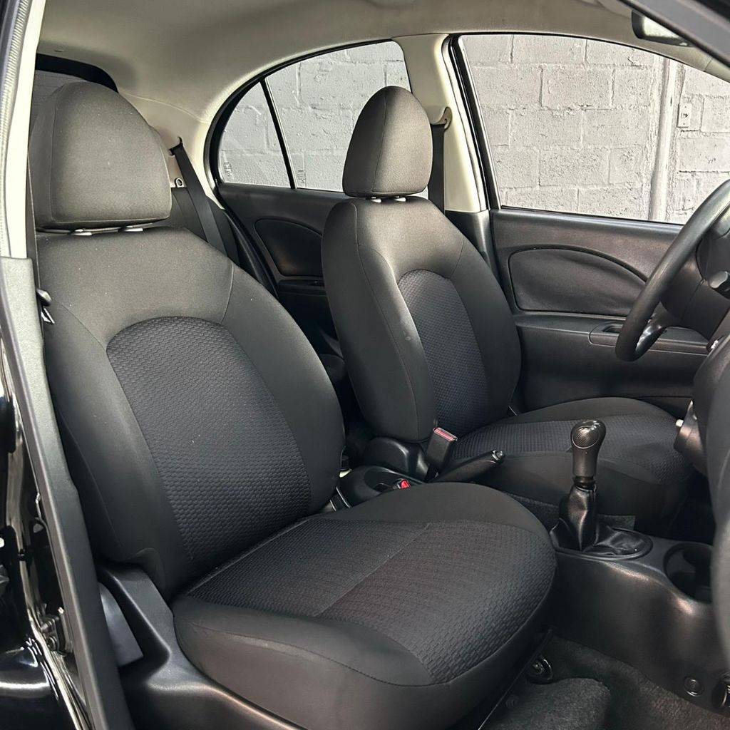 Nissan March 1.0 12v flex 5p    2015