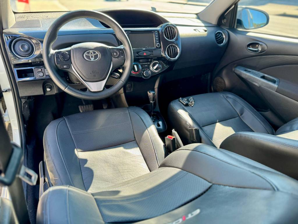 Toyota Etios 1.5 16v    2017