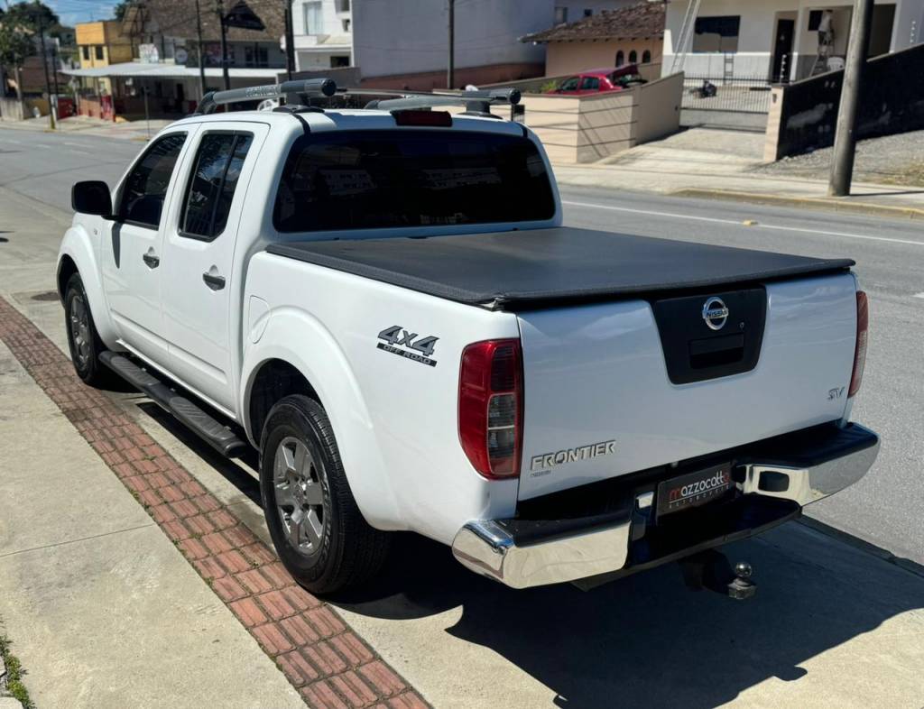 Nissan Frontier 2.5 16v    2016