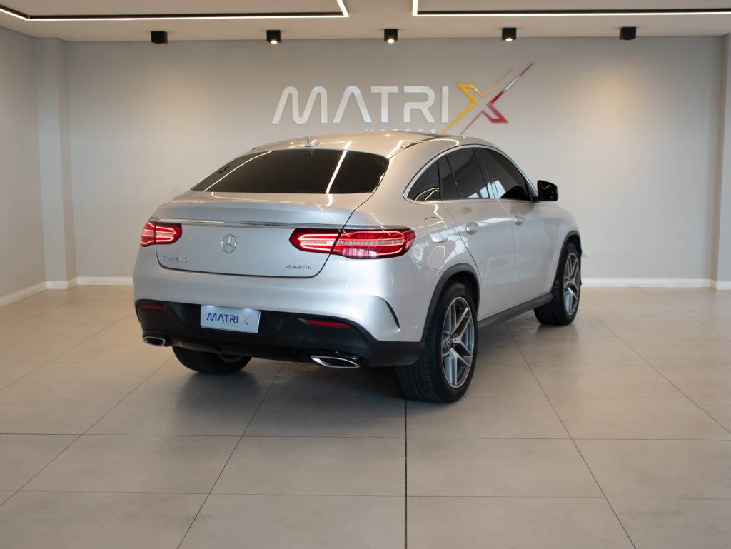 Mercedes Benz GLE 400 3.0 24v    2017