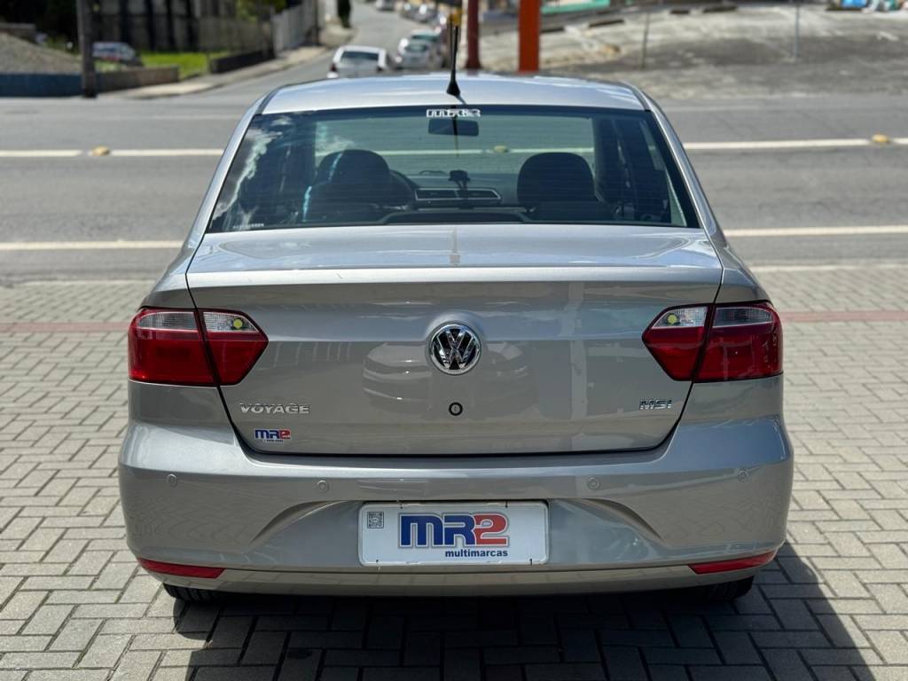 Volkswagen Voyage 1.6 trendline t.flex    2018