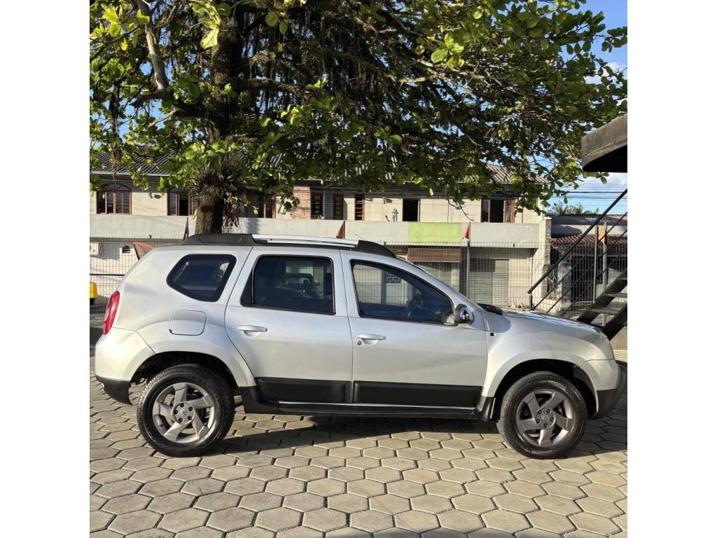 Renault Duster 2.0 dynamique 4x4 16v flex 4p manual    2013