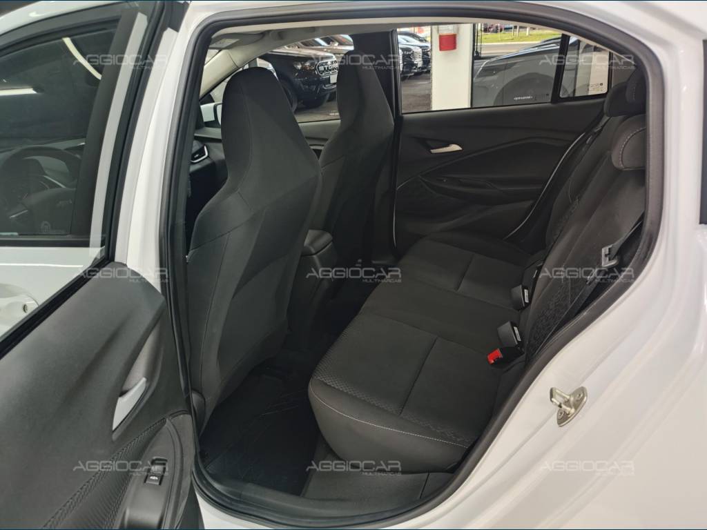 Chevrolet Onix     2022