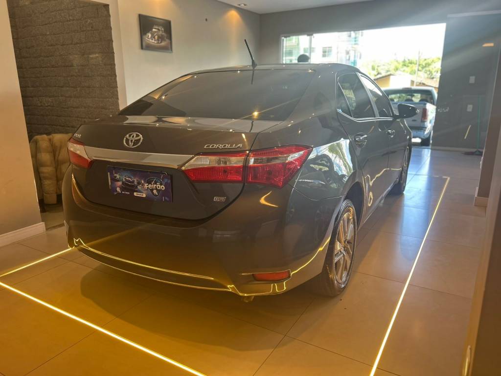 Toyota Corolla 1.6 gli flex aut. 16v    2016