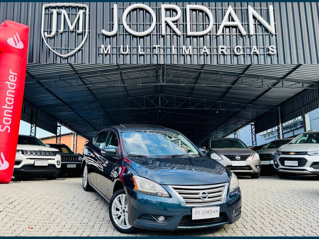 Nissan Sentra 2.0 16V    2014