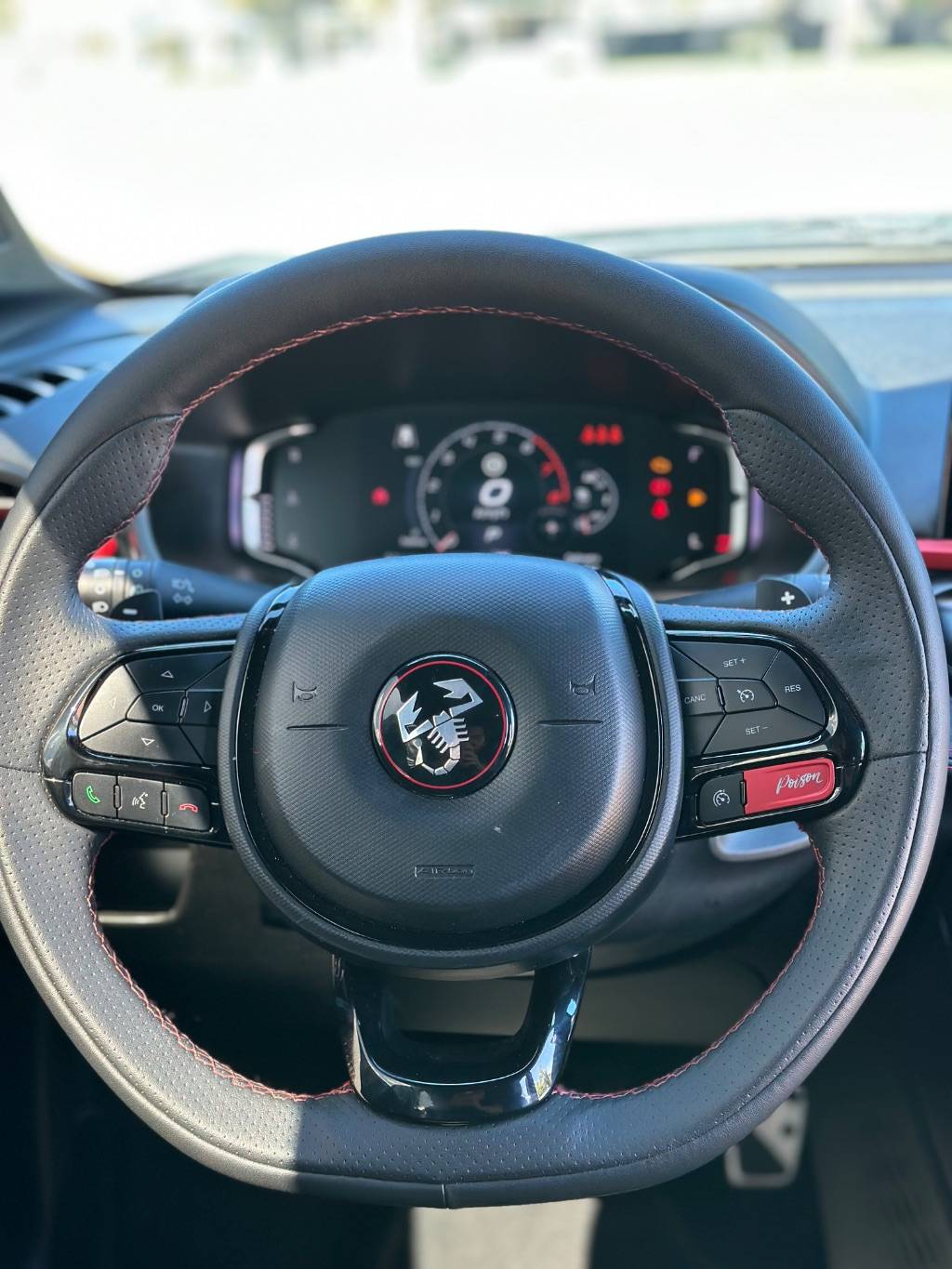 Fiat Fastback Abarth turbo flex 1.3 aut.    2024