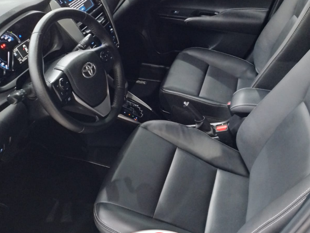 Toyota Yaris Xls connect 1.5 auto    2021