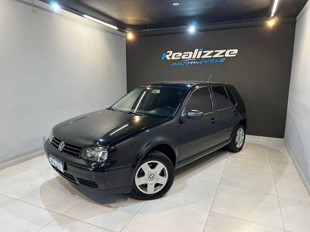 Volkswagen Golf 2.0    2002