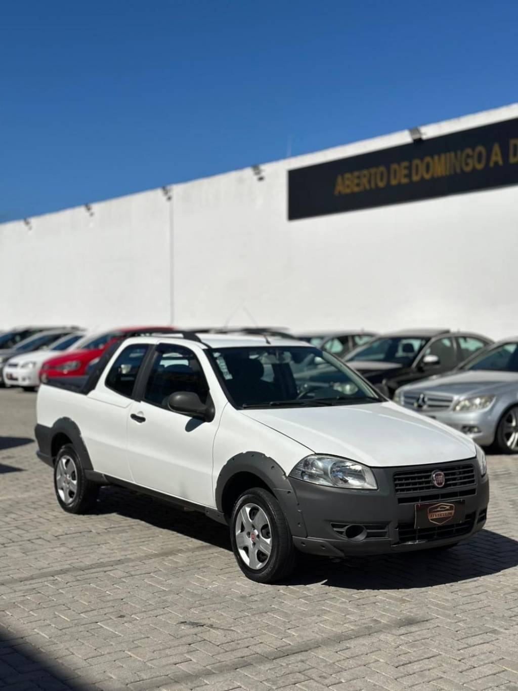 Fiat Strada Working 1.4 mpi fire flex 8v cd    2013