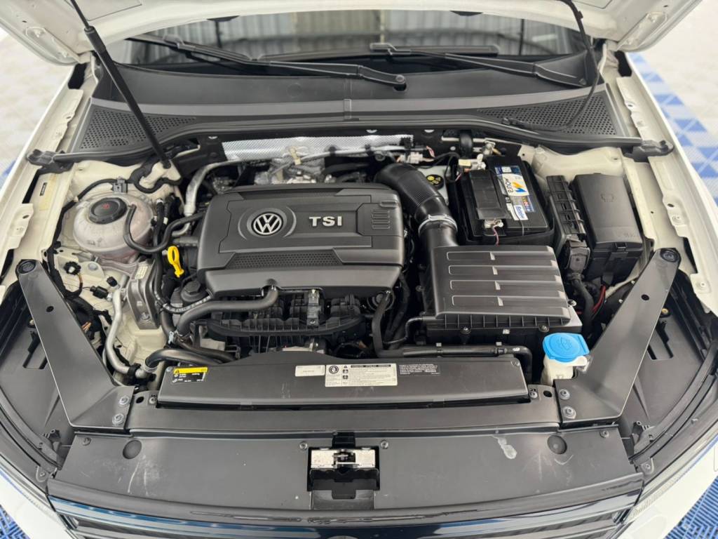 Volkswagen Passat 2.0 16v tsi bluemotion gasolina highline 4p dsg    2018