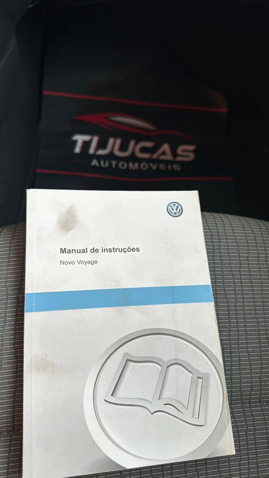 Volkswagen Voyage 1.0 city mi total flex 8v    2014