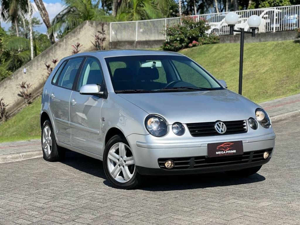 Volkswagen Polo 1.6 Mi/ S.Ouro 1.6Mi 101cv 8V 5p    2003