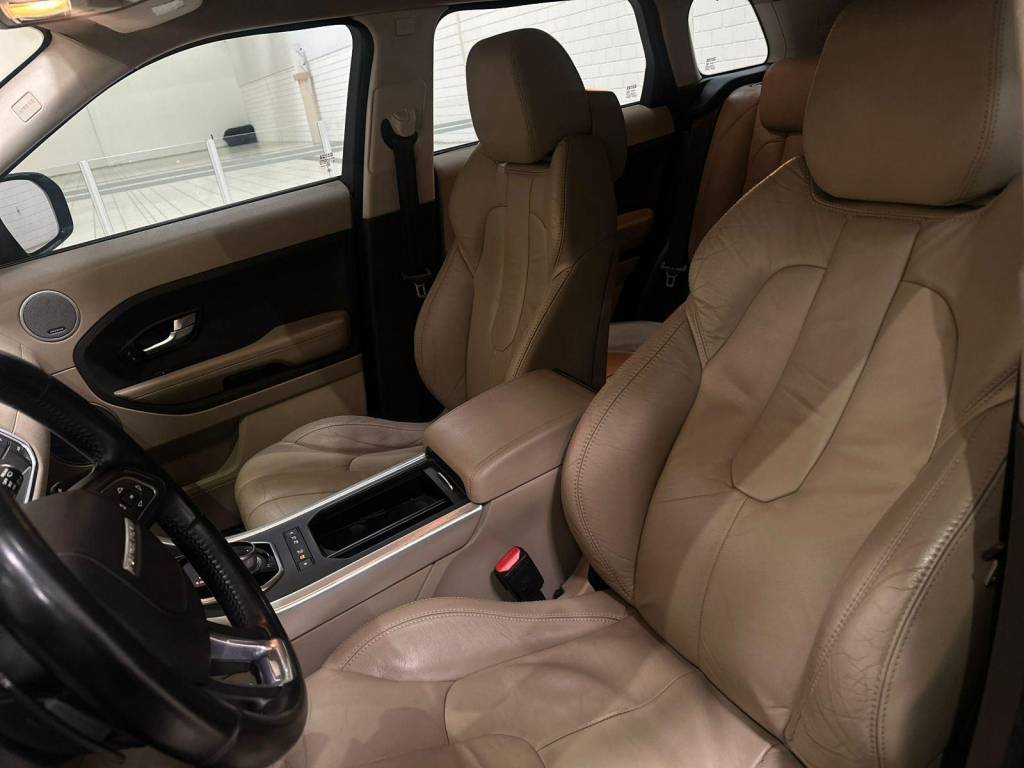 Land Rover Range Rover Evoque Pure  2.0 aut.    2012