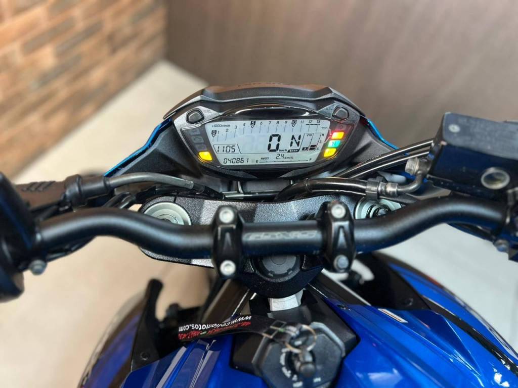 Suzuki GSX 750    2021