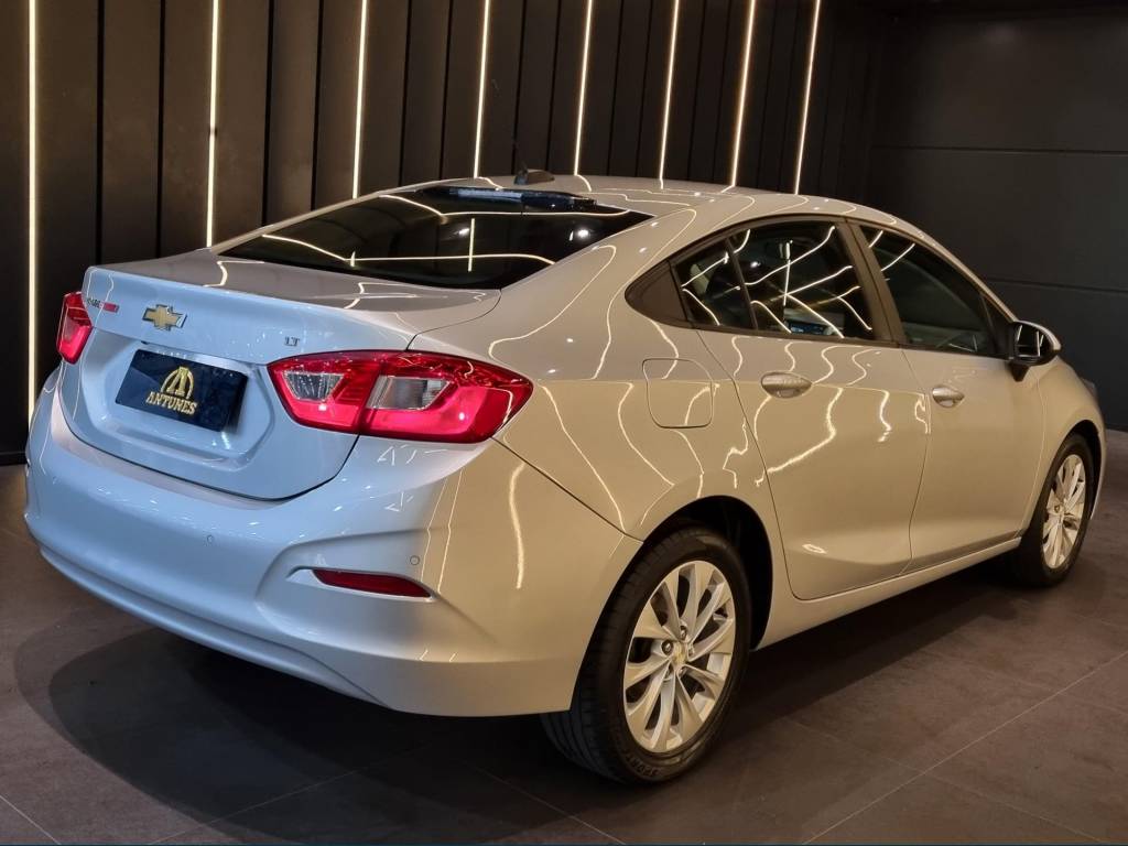 Chevrolet Cruze Lt 1.4 16v turbo flex 4p automático.    2017