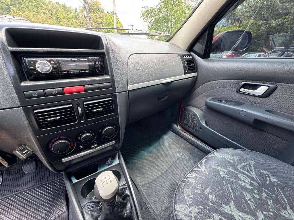 Fiat Strada Adv/adv tryon 1.8 mpi flex 8v ce    2005