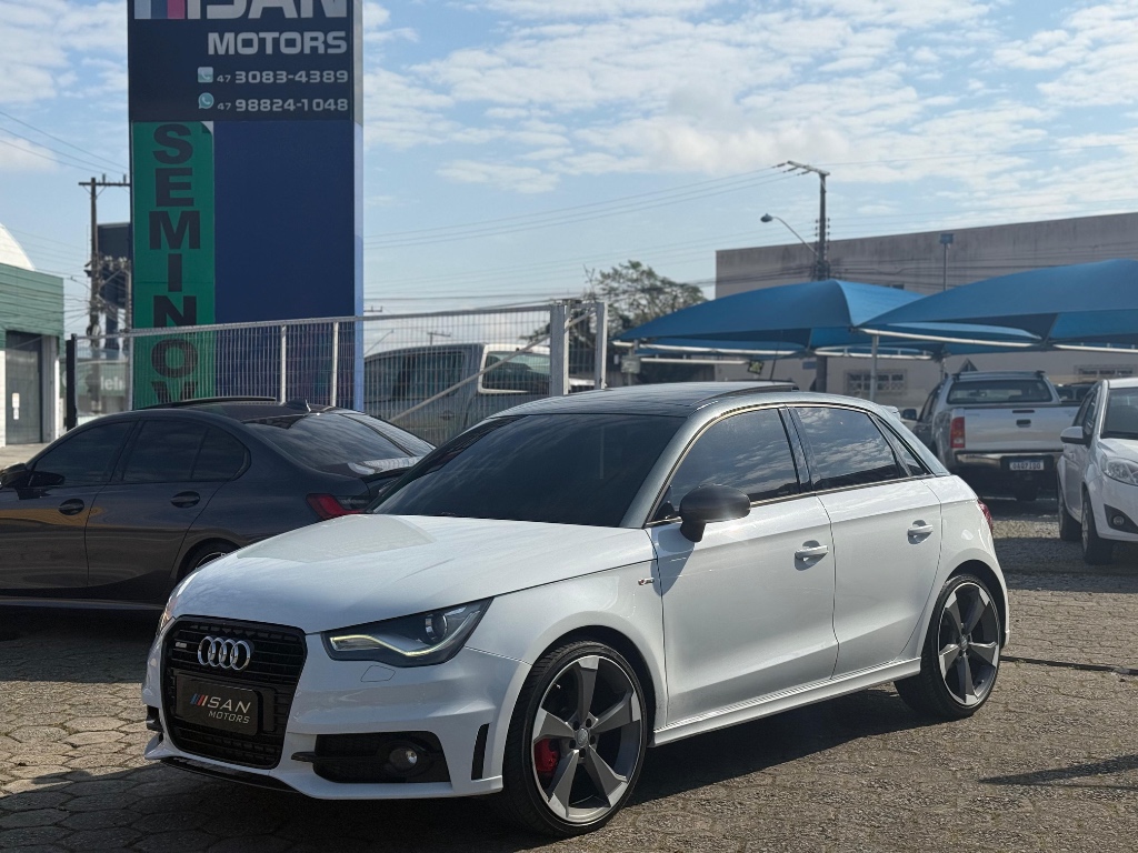 Audi A1 Sportback TFSI S-Tronic    2013