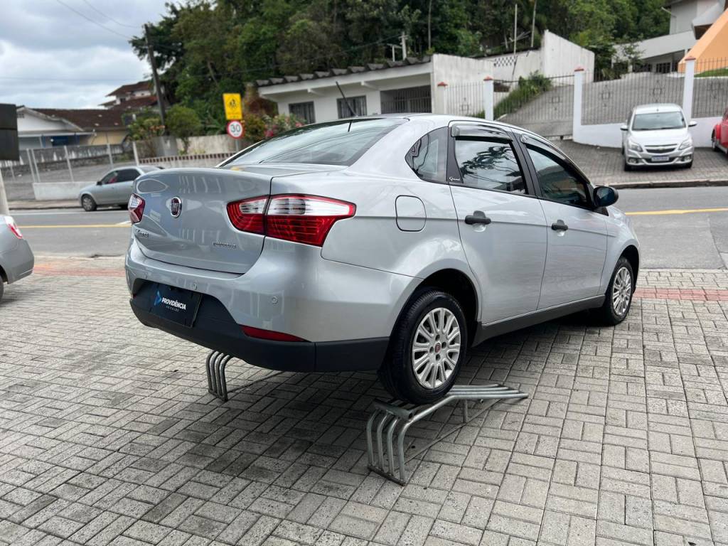 Fiat Grand Siena 1.0 attractive flex 8v    2018