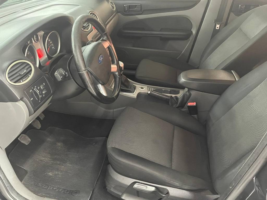 Ford Focus 1.6 s/se/se plus flex 8v/16v  5p    2012
