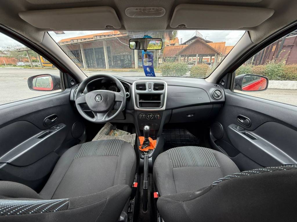 Renault Sandero 1.0    2016