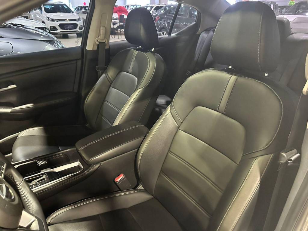 Nissan Sentra Exclusive 2.0 cvt    2023