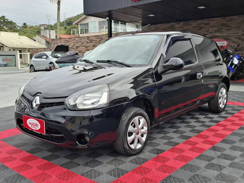 Renault Clio 1.0 16v    2015